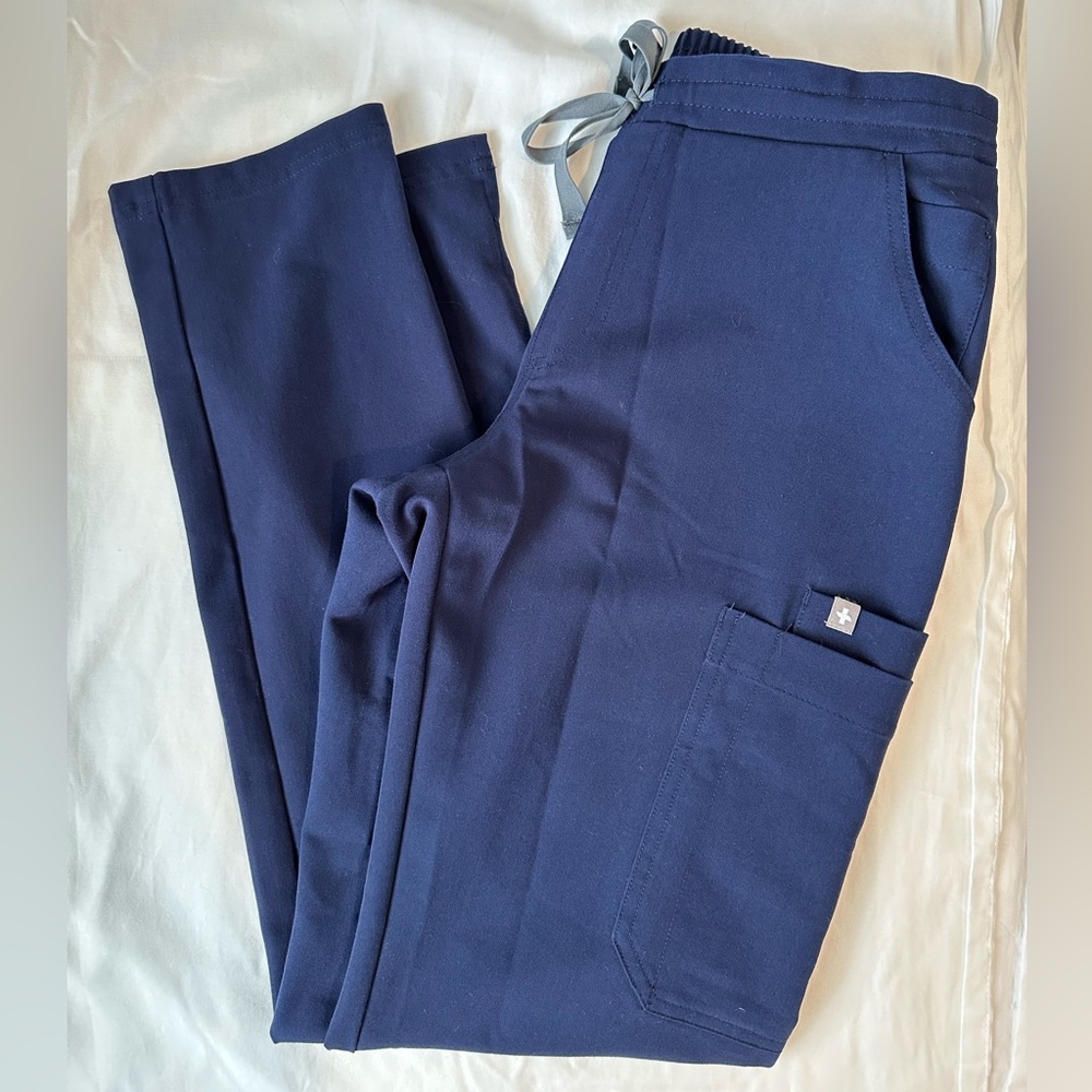 FIGS Yola Scrub Pants Navy